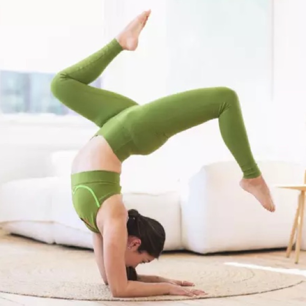 Green knit workout set
